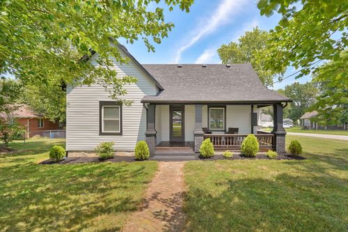 201 N Oak Ave, Sparta, MO, 65753-8942 | Card Image