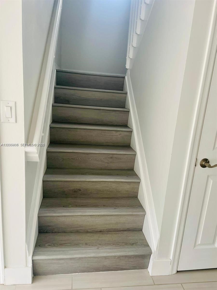 Residential Lease in Pembroke Pines 2