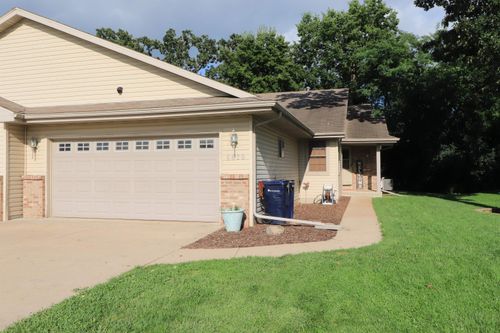 4420 Old Kennedy Rd, Milton, WI, 53563-8970 | Card Image