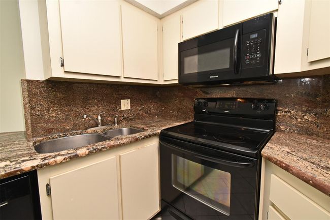 U-6 - 4008 Atrium Dr, Condo with 2 bedrooms, 2 bathrooms and null parking in ORLANDO FL | Image 13