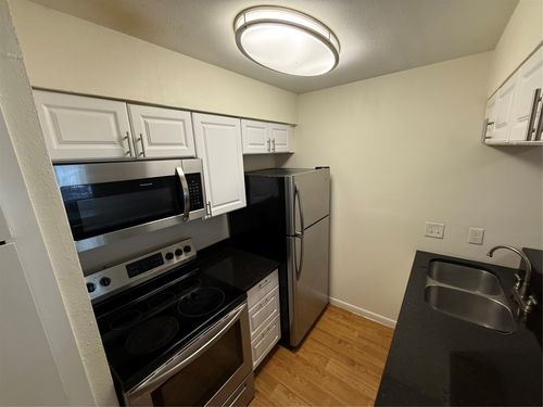apt-109-2207 Leon St, Austin, TX, 78705-4615 | Card Image
