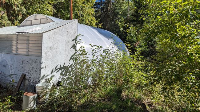 Greenhouse Side Yard | Image 47