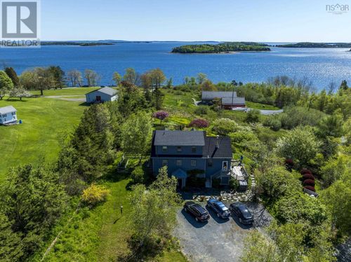 400 Maders Cove Rd, Mahone Bay, NS, B0J2E0 | Card Image