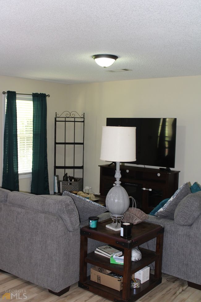 337 Shell Rd, House other with 3 bedrooms, 2 bathrooms and null parking in Palmetto GA | Image 14