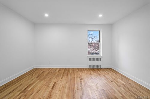 apt-2f-6535 Yellowstone Blvd, Forest Hills, NY, 11375-8002 | Card Image