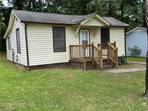 505 Pomeroy Pl, High Point, NC, 27260-5865 | Card Image