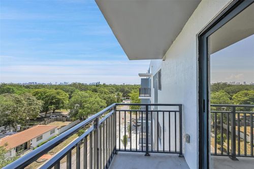 405-840 Ne 130th St, Miami, FL, 33161 | Card Image