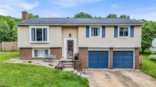 2869 Wexford Boulevard, Stow, OH, 44224 | Card Image