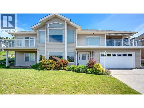 {{alt}} | Card Image