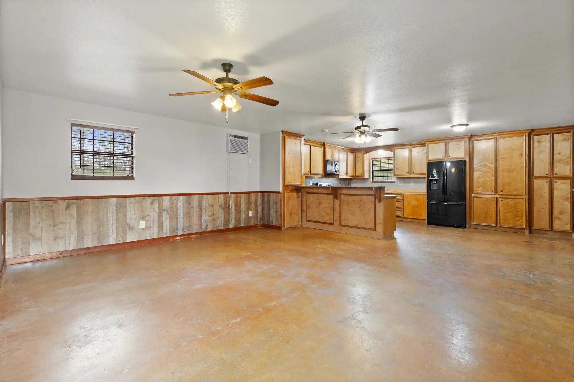 Residential Lease in Cleveland 3