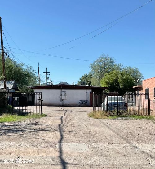 505 N Westmoreland Ave, Tucson, AZ, 85745-3143 | Card Image