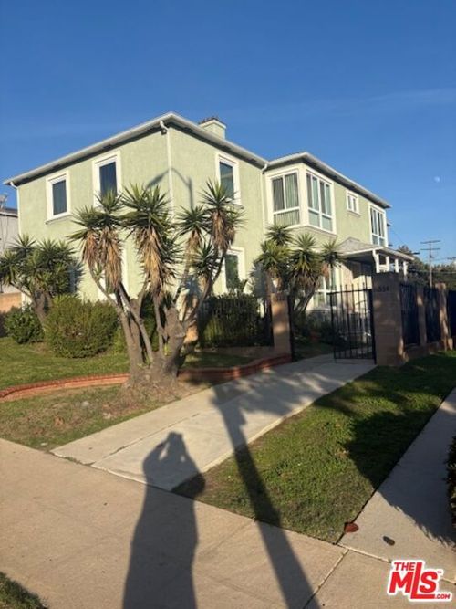 6312 Overhill Dr, Los Angeles, CA, 90043-3562 | Card Image