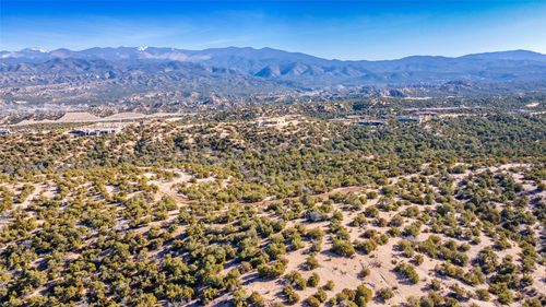 126 Sentiero Ceutro, Santa Fe, NM, 87506 | Card Image