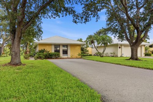 196-311 Pembroke Lane N, VENICE, FL, 34293 | Card Image