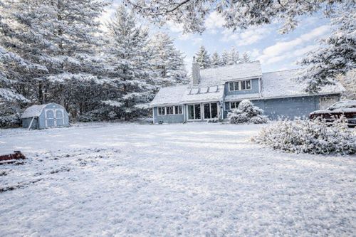 10905 Breezy Lawn Rd, Spring Grove, IL, 60081-9655 | Card Image