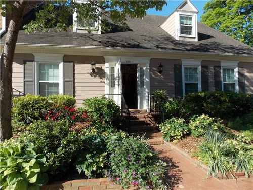 516 Lindley Rd, Greensboro, NC, 27410-4933 | Card Image