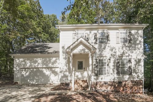 6943 Albaneen Ct, Charlotte, NC, 28215-9758 | Card Image