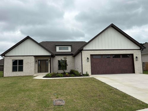 1850 Pecan Creek Dr, Conway, AR, 72034-8023 | Card Image