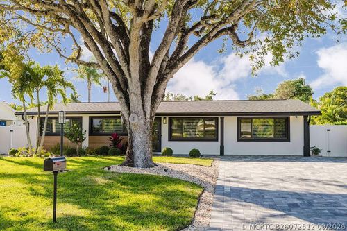 415 Pittsburgh Dr, Jupiter, FL, 33458-4225 | Card Image