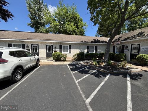 6-4802 Neshaminy Blvd, BENSALEM, PA, 19020-1041 | Card Image