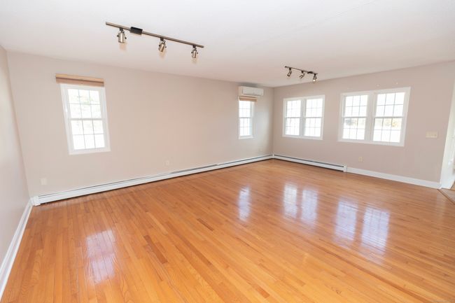 94 Waldron Dr, Home with 6 bedrooms, 6 bathrooms and 5 parking in Westbrook CT | Image 15