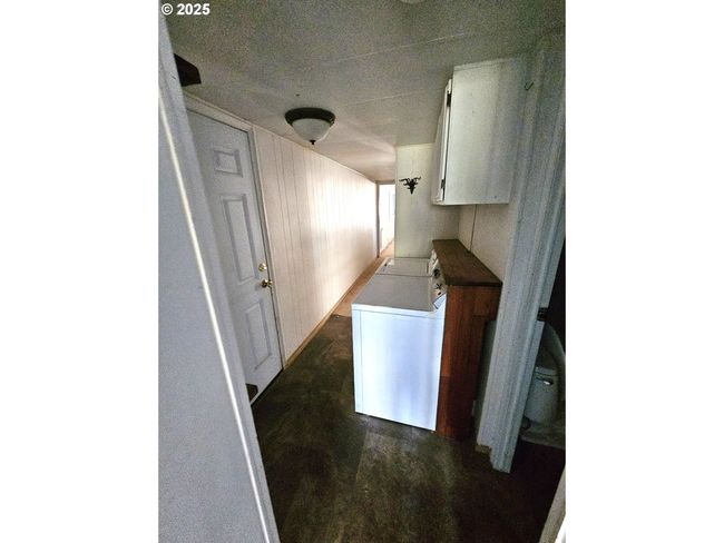 15216 Creek View Ln, House other with 2 bedrooms, 1 bathrooms and null parking in Vernonia OR | Image 33