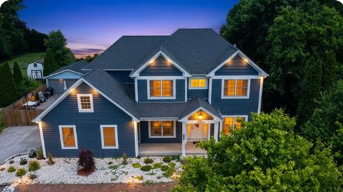 3S241 Williams Rd, Warrenville, IL, 60555-2741 | Card Image