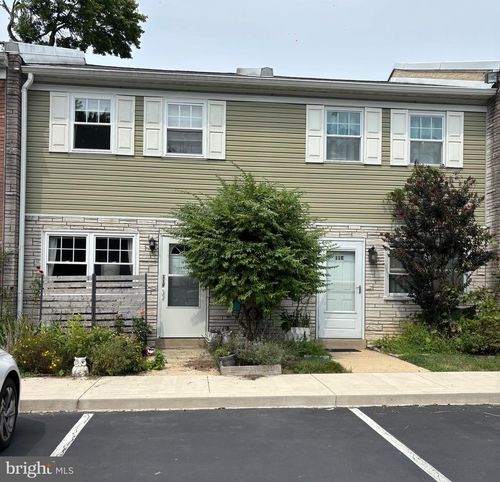 11-f-515 N York Rd, WILLOW GROVE, PA, 19090-2656 | Card Image