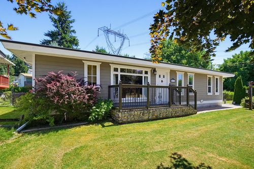 34348 Laburnum Ave, Abbotsford, BC, V2S4T9 | Card Image
