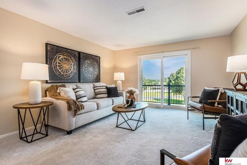 371a-12727 W Dodge Rd, Omaha, NE, 68154-2115 | Card Image