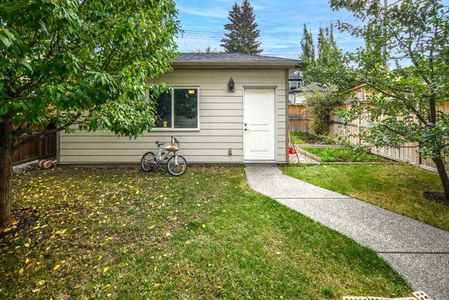 2116 15 Street Sw, Home with 3 bedrooms, 2 bathrooms and 2 parking in Calgary AB | Image 41