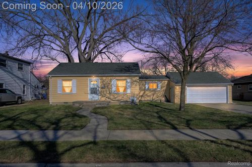 27352 Townley St, Madison Heights, MI, 48071-3312 | Card Image