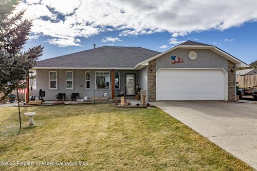 1394 Ridge Rd, Meeker, CO, 81641-5043 | Card Image