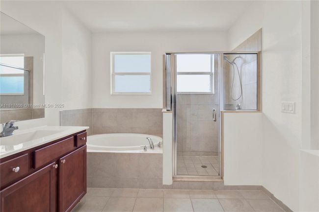 279 Se 31 St Ter, House other with 5 bedrooms, 3 bathrooms and null parking in Homestead FL | Image 24