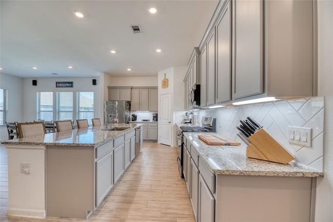 3707 Lion Creek Ct, House other with 3 bedrooms, 3 bathrooms and 2 parking in Rosenberg TX | Image 7