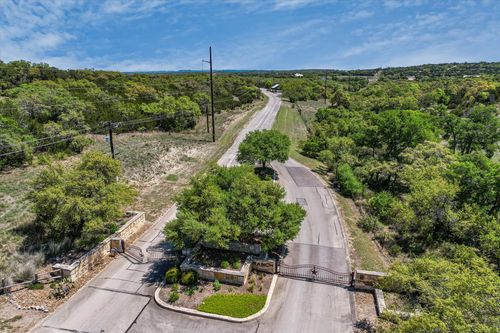 1022 Broken Spoke, Canyon Lake, TX, 78133 | Card Image