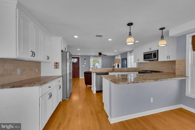 106 S Barnegat Ave, House other with 5 bedrooms, 2 bathrooms and null parking in Surf City NJ | Image 15