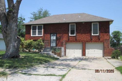 8804 E 110th St, Kansas City, MO, 64134-3036 | Card Image
