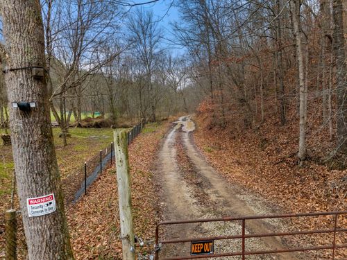 111 Baker Creek Rd, Manchester, KY, 40962 | Card Image