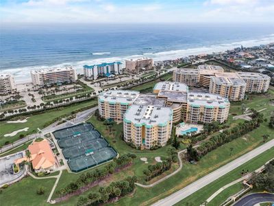 D207 - 4650 Links Village Drive, Condo with 2 bedrooms, 2 bathrooms and null parking in Ponce Inlet FL | Image 2