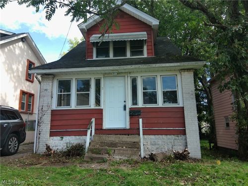 35 Palmer Ave, Campbell, OH, 44405-1063 | Card Image
