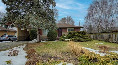 12 Alison Ave, Cambridge, ON, N1R1M9 | Card Image