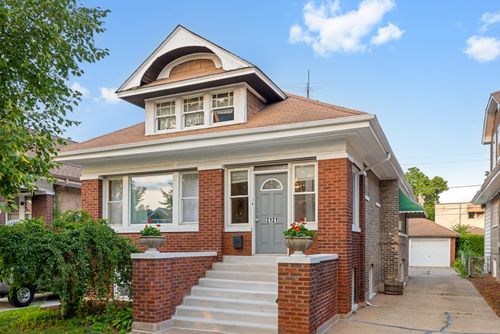 2121 Cuyler Ave, Berwyn, IL, 60402-2006 | Card Image