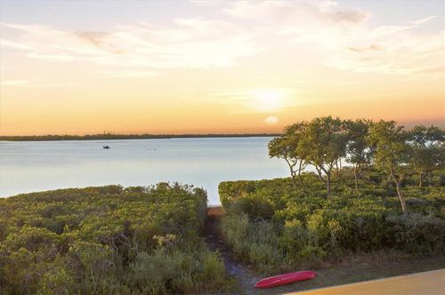 9861 Eagle Preserve Dr, ENGLEWOOD, FL, 34224-8975 | Card Image