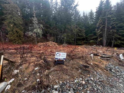 LMV 7 Old Hope-Princeton Highway, Hope, BC, V0X1L4 | Card Image
