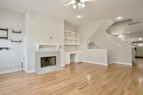3614 Main Plaza Dr, Houston, TX, 77025-5946 | Card Image