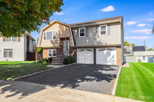 18 Strangeway Ter, Clifton, NJ, 07011-3844 | Card Image