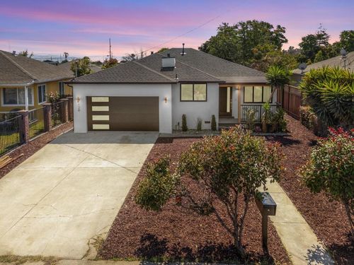 120 Abelia Way, East Palo Alto, CA, 94303-2618 | Card Image