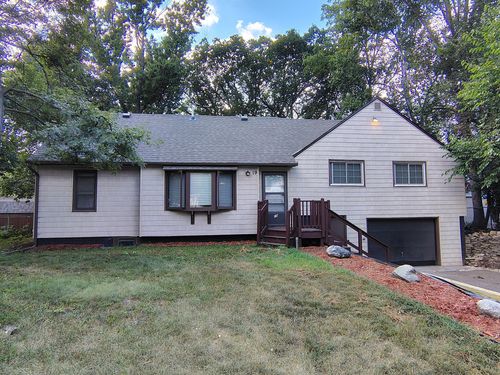 19 Park Dr, Circle Pines, MN, 55014-1665 | Card Image