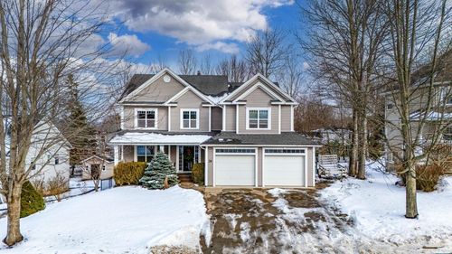 38 Dalhousie Avenue, Kentville, NS, B4N5E5 | Card Image